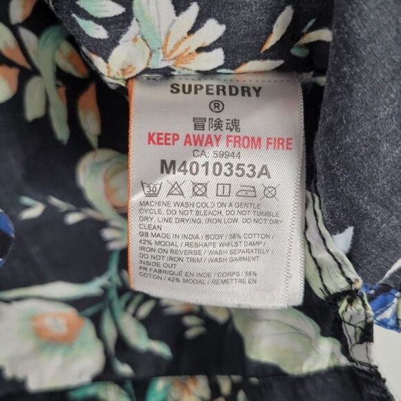 Superdry Size M Hawaiian Short Sleeve Button Up Shirt Floral Black Multicor - Picture 10 of 11